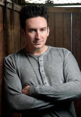 Dustin Pari-appears with permission
